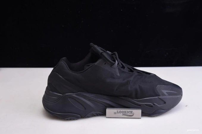 MNVN Triple Adidas 700 Black Yeezy FV4440 Boost 1212